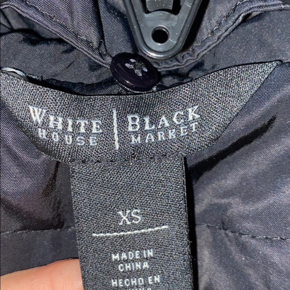 Ladies xs jacket from White House Black Market - Picture 6 of 6